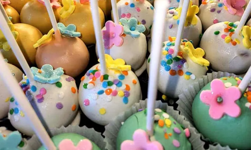 Enjoy Cake Pops, Cupcakes, Cookies & More Delicious Treats