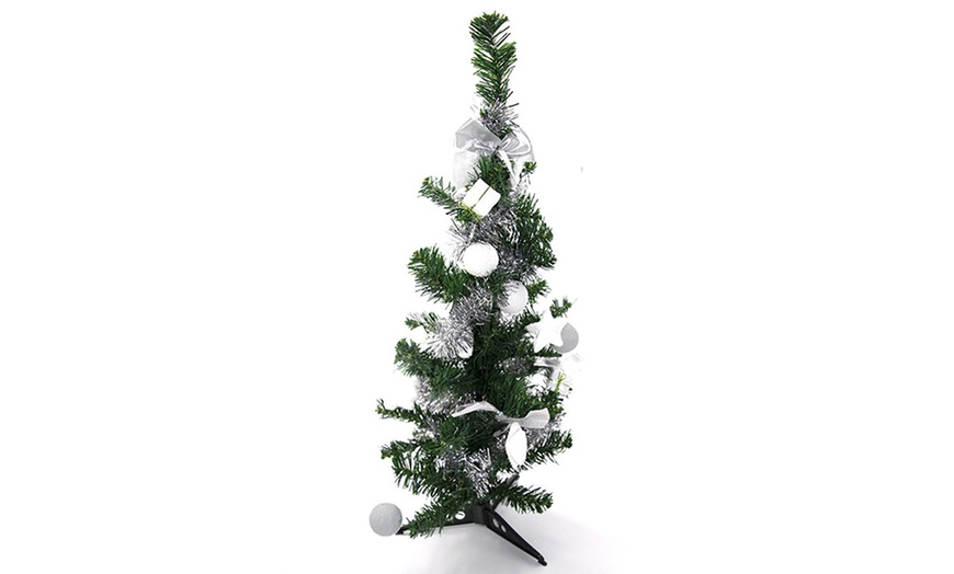 Image 2: Árbol de Navidad artificial con aspecto realista