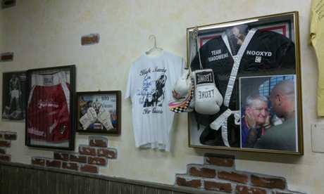 Una o 3 sedute di hair styling per uomo al salone parrucchieri Comb And Scissors (sconto fino a 39%)