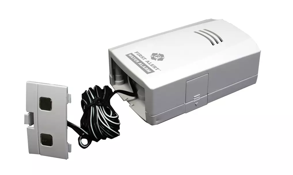 First Alert Battery Operated Water Alarm for Leak and Flood Detection Set (3-Piece) - Second Medium