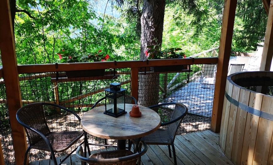 Image 11: Lago di Bled: casa sull'albero con colazione e sauna per 2