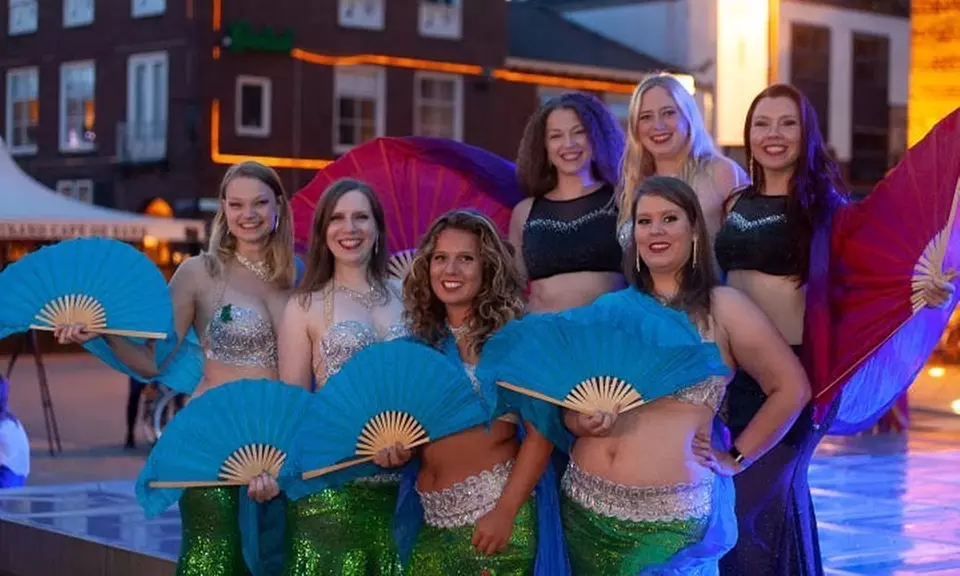 Buikdanslessen naar keuze