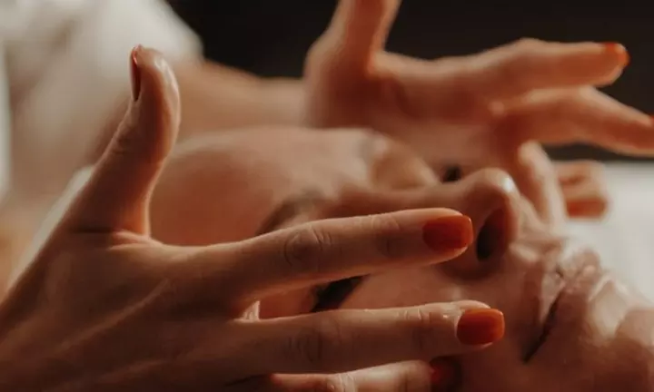 Luxury Botanical Facial with Face Massage & Pressure-Point Release