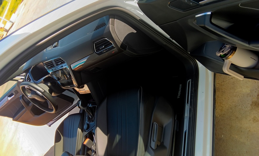 Image 6: 2-3 Hr Deep Clean, Shampoo & Restore Car Interior Detail