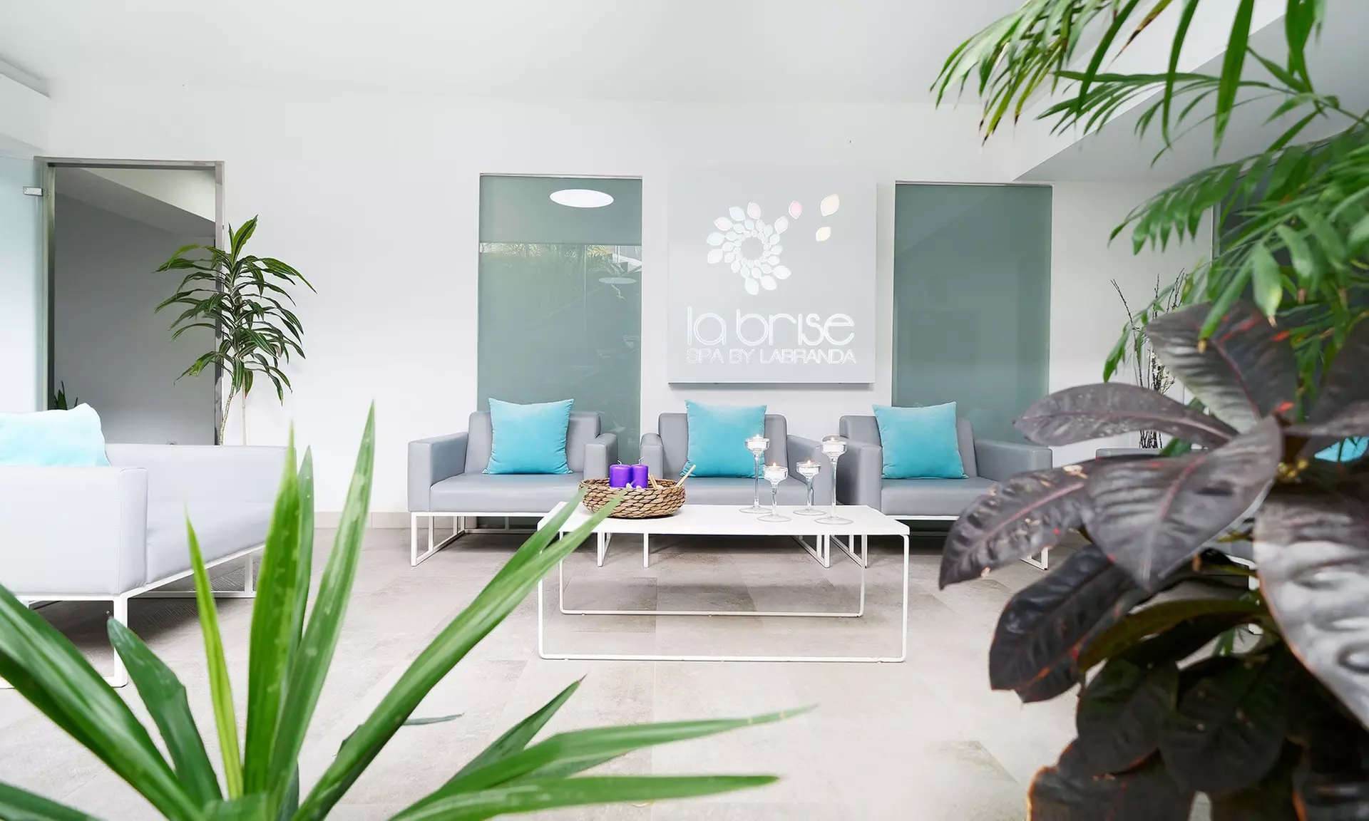 Plan romántico de lujo en Playa del Inglés: spa y masaje en hotel 4*