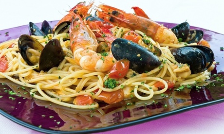 Menu con 3 o 4 portate di pesce e vino al ristorante Raù e Ragù (sconto fino a 51%)