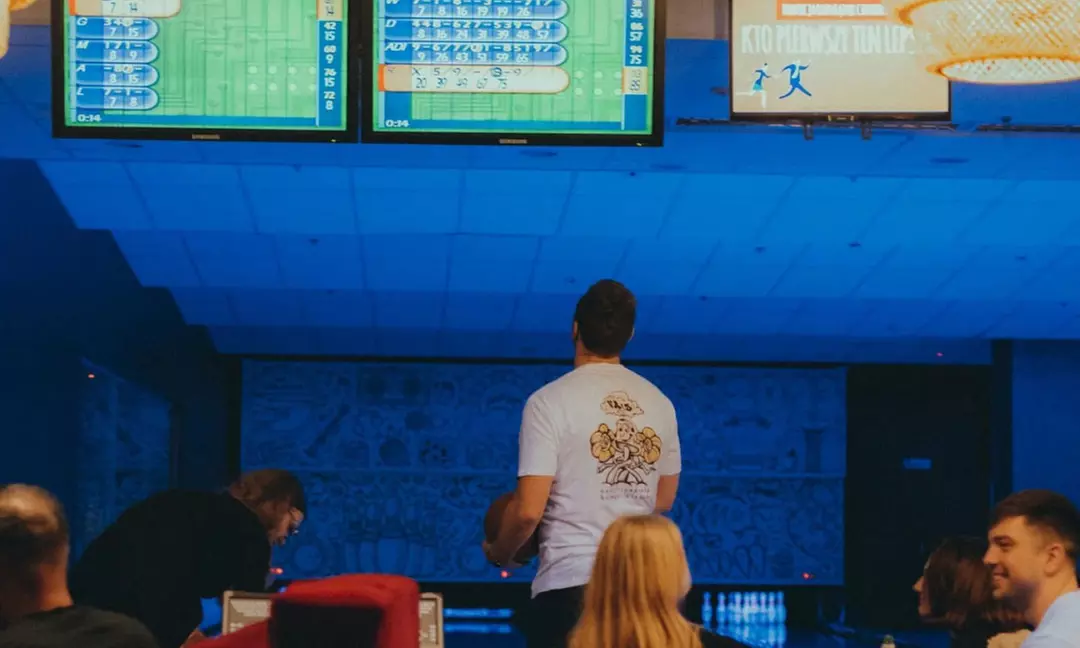 MK Bowling: godzina gry w kręgle w wybrane dni tygodnia