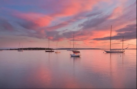 1 Hour Weekday River Tour for Up to 4 People - Brady Yachting, Jamestown, RI