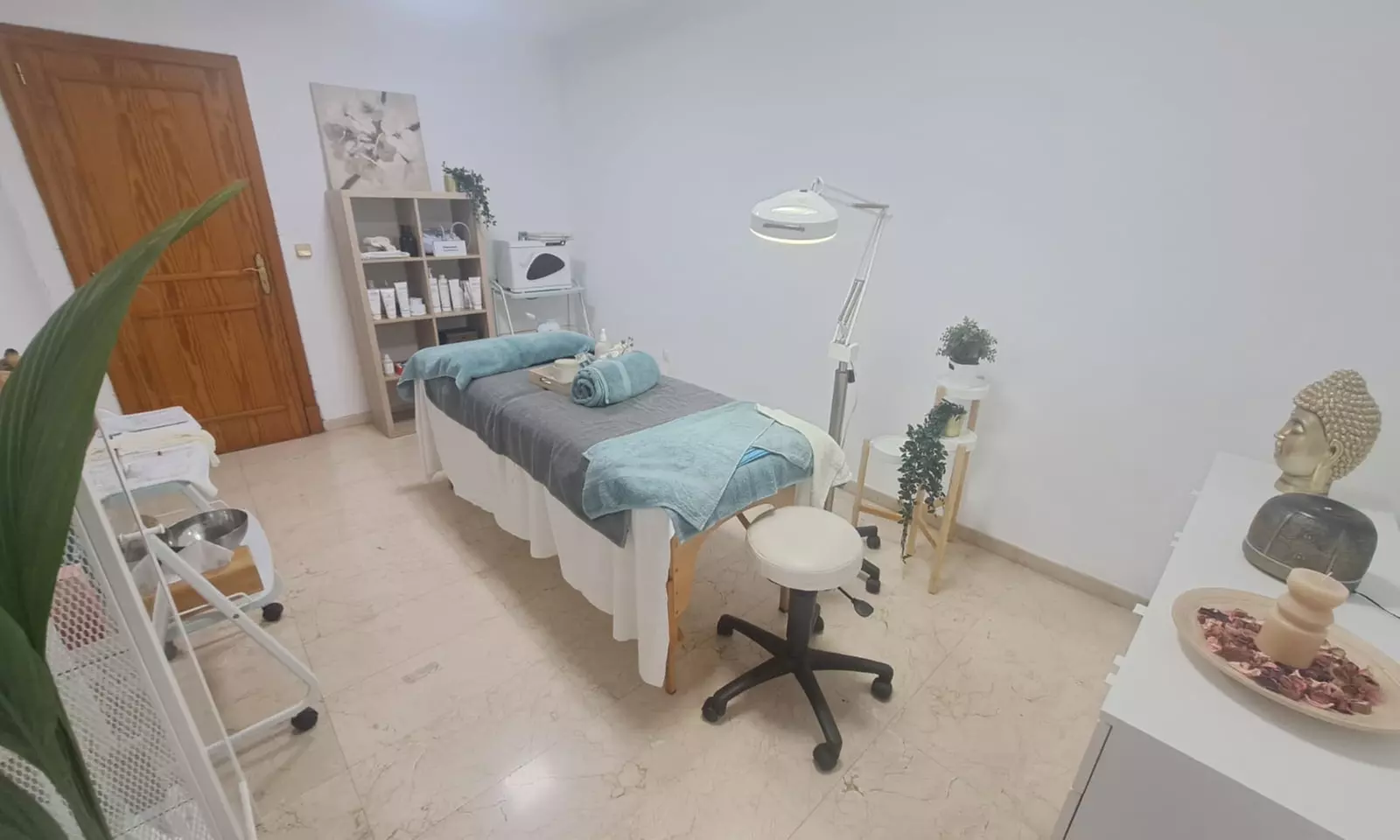 Limpieza facial profunda con punta de diamante y opción a extras