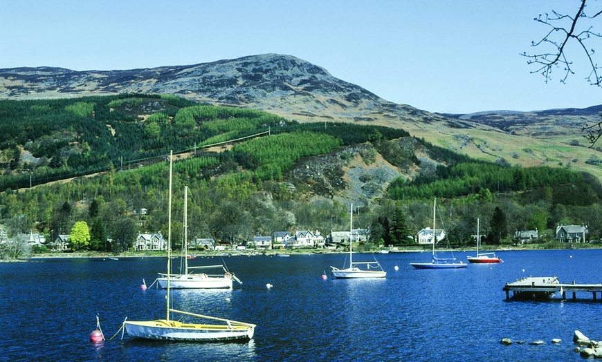 Image 8: Loch Earn: 1 to 3 Nights for Two with Breakfast