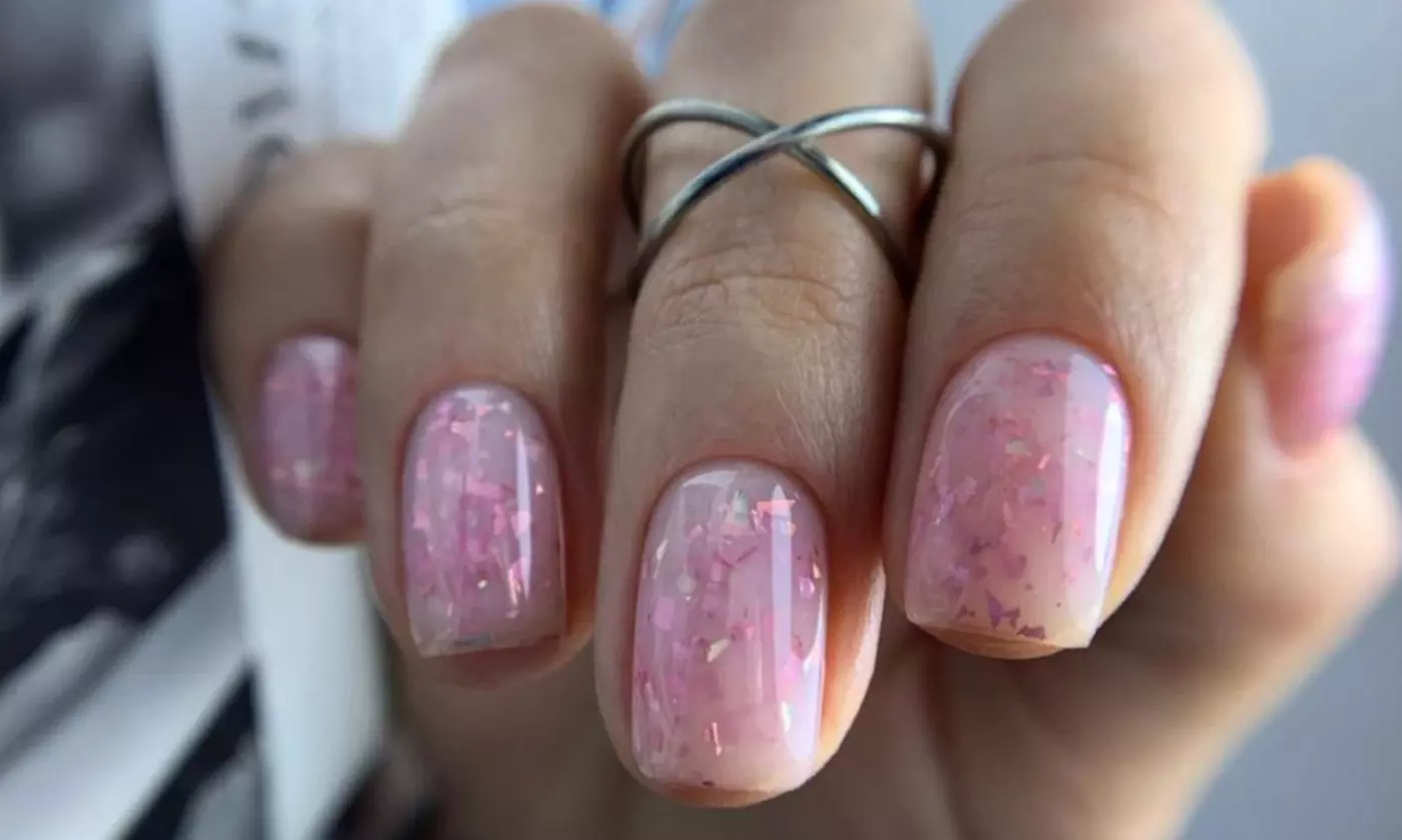 50 Min. Maniküre inkl. Lack / 60 Min. Kosmetische Fußpflege inkl. Lack