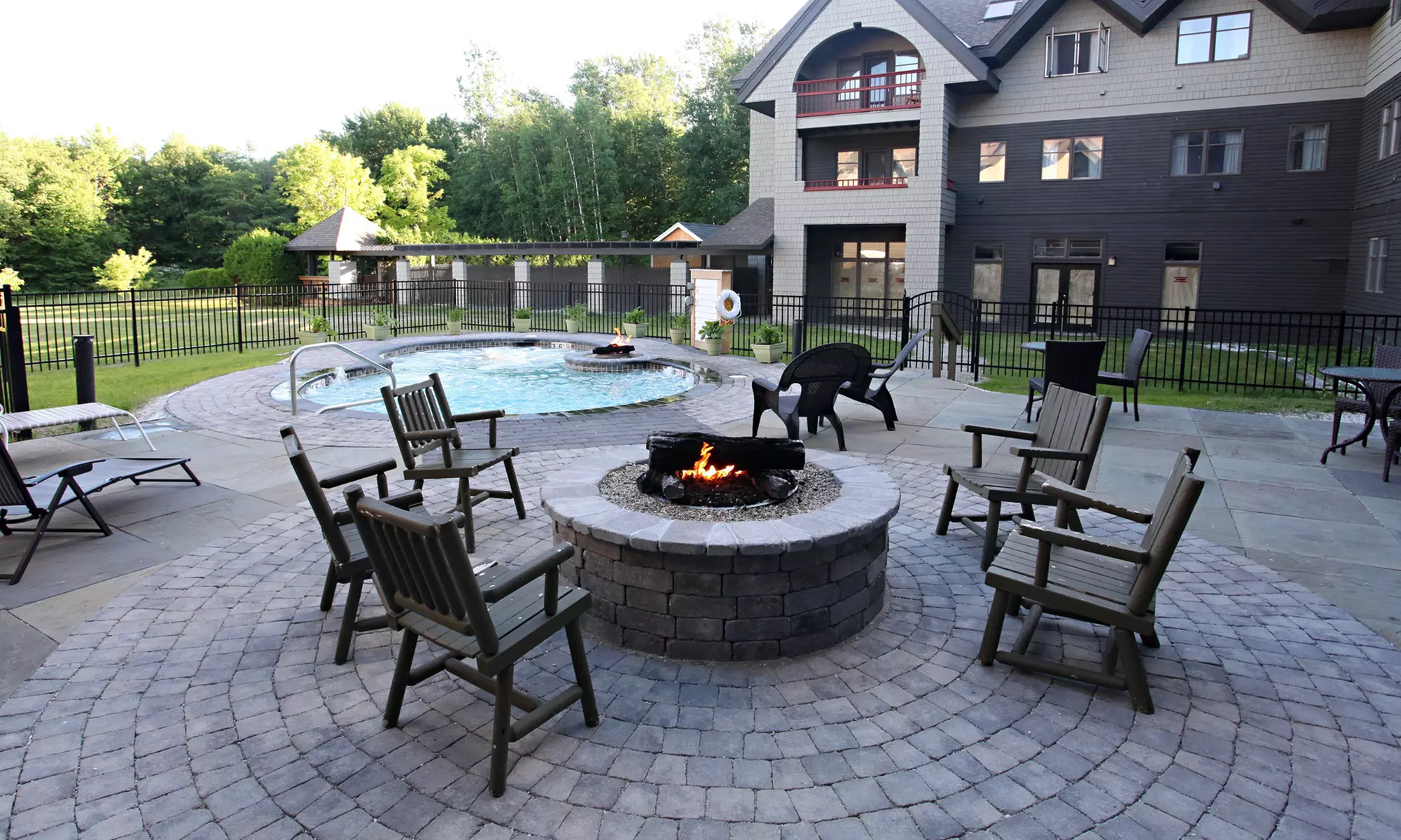 Stay with Pub Credit at Killington Mountain Lodge in Vermont. Dates into November. - Primary Image