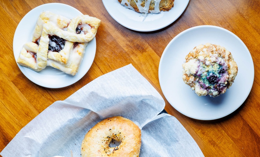 Image 4: Enjoy Fresh Breakfast and Lunch with Dining Credit