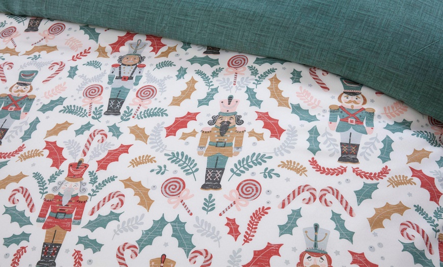 Image 8: Winter Wonderland Nutcracker and Autumn Forest Duvet Set