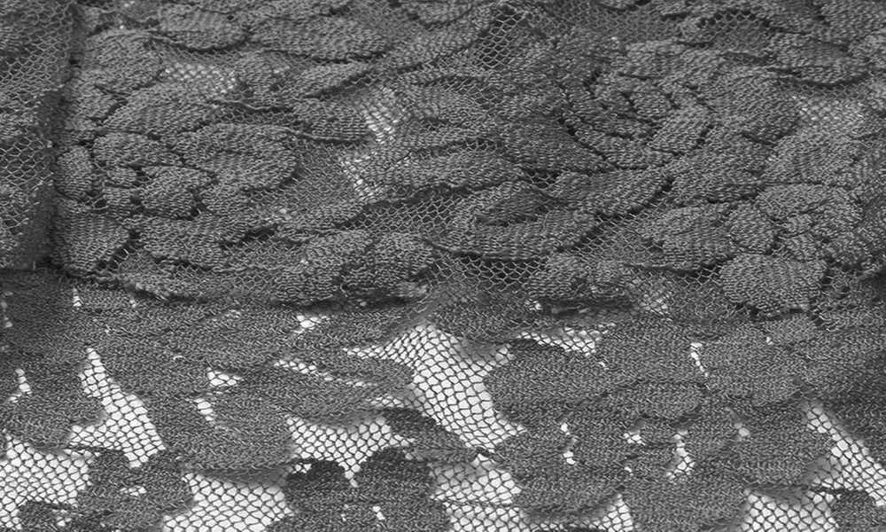 Blouse à capuche avec dentelle Amy - Second Medium