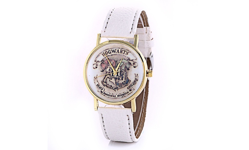 Image 7: Hogwarts Magic School Watch