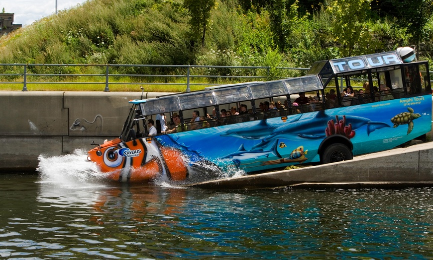 Image 1: Duck Tour in Montreal