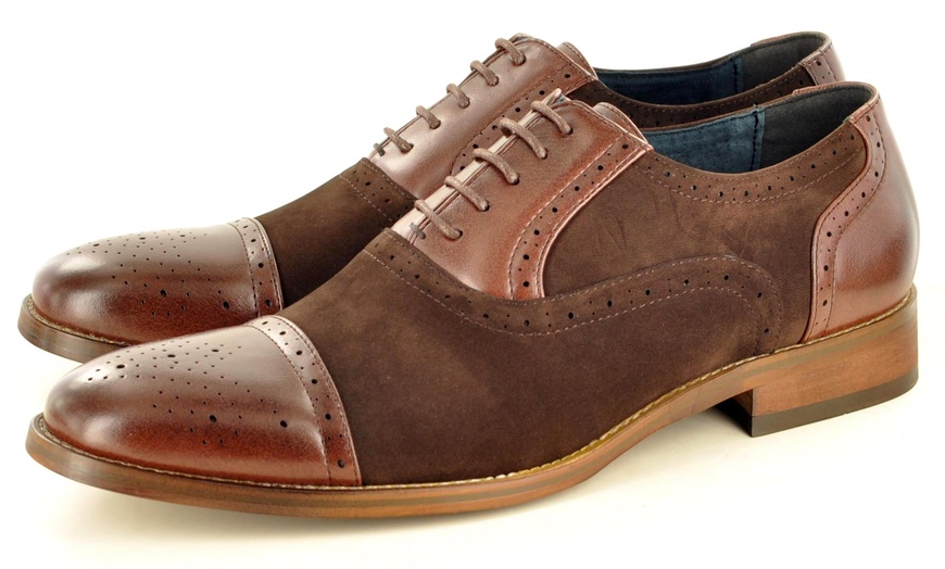 Image 22: Two-Tone Men's Brogue Shoes