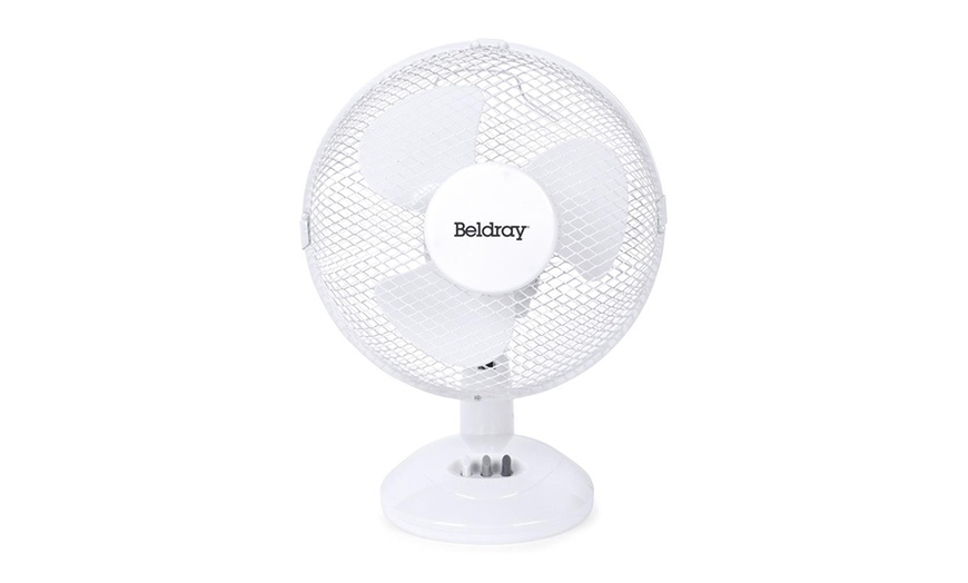 Image 2: Beldray Nine-Inch Oscillating Desk Fan