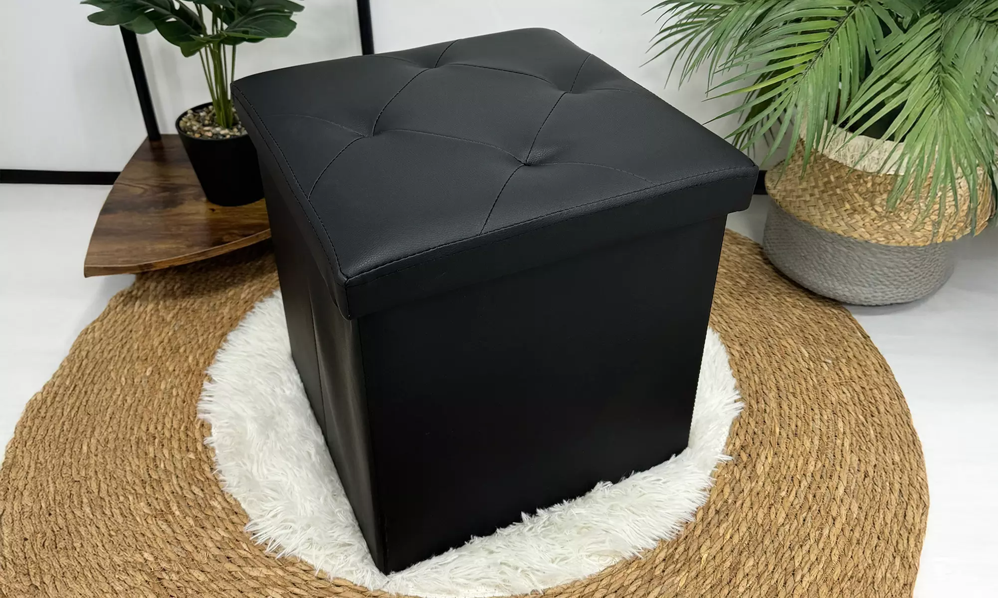 Puf cuadrado en ecopiel con almacenamiento