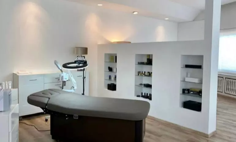 1x  Augenbrauen-Lifting o. 2x Augenbrauen-Lifting