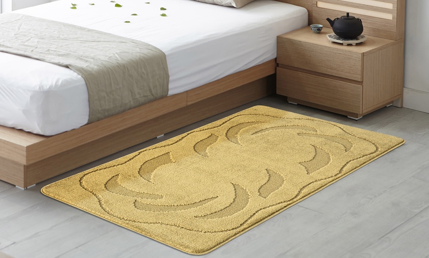 Image 9: Non-Slip Gel-Back Door Entrance Mat