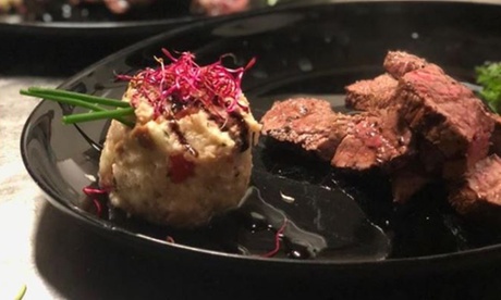 Menu con tagliata da 700 g oppure oltre 1 kg di Fiorentina e vino all'osteria Pepero (sconto fino a 56%)