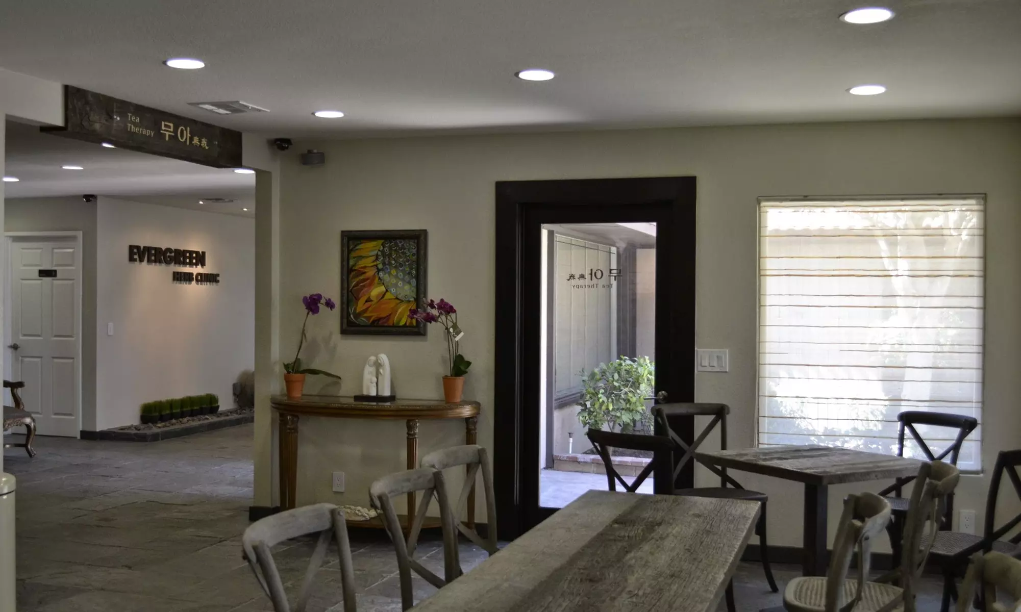 An Acupuncture Treatment and an Initial Consultation at Evergreen Herb Center (75% Off) - Primary Image