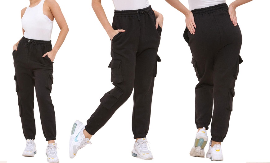 Image 3: Women's Fleece-Lined Cargo Pocket Jogging Bottoms