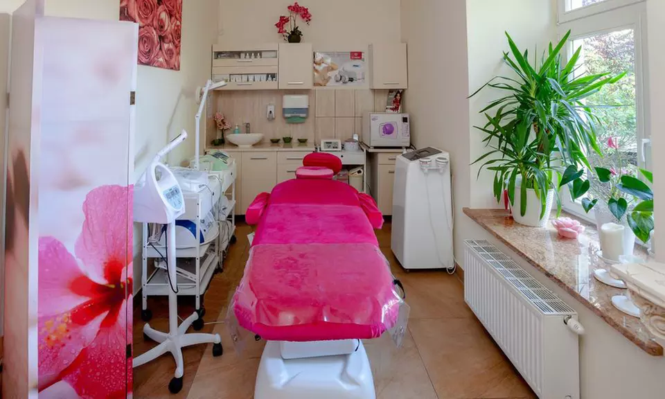 iLiftingujący masaż twarzy i szyi