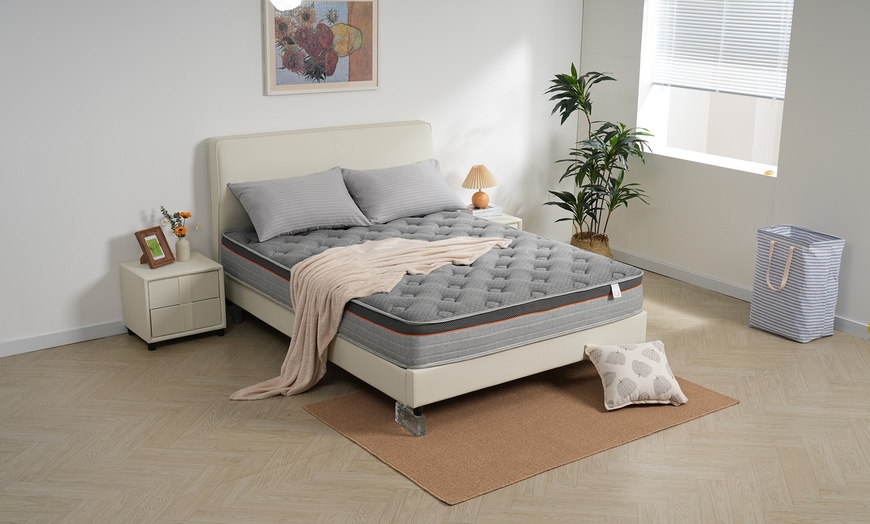 Image 4: Deep 9-Zone Foam Pocket Sprung Mattress