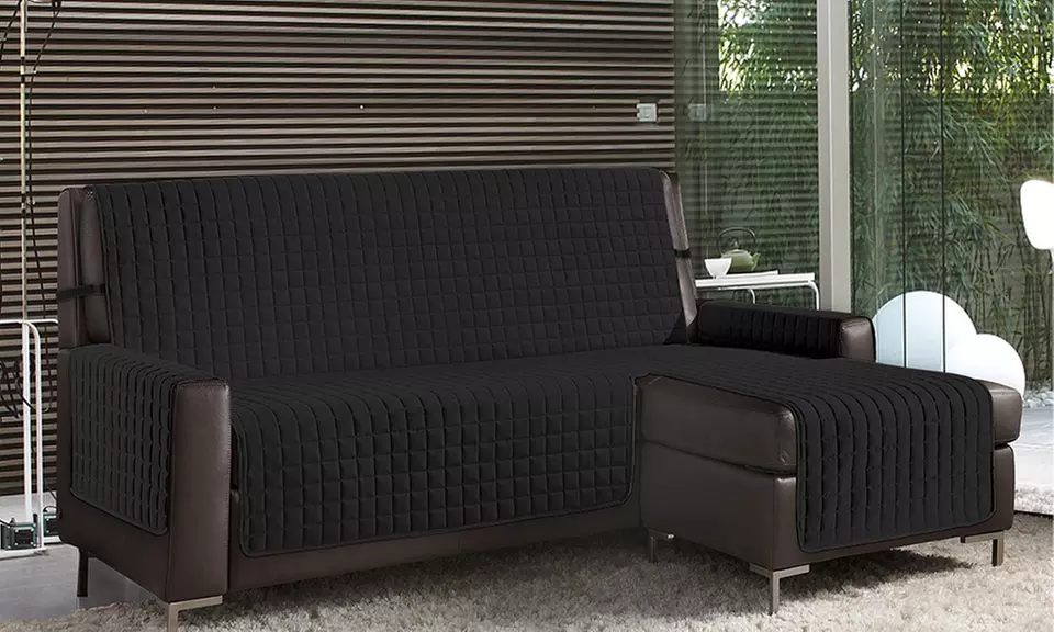 Gesteppter Sofabezug mit Halbinsel