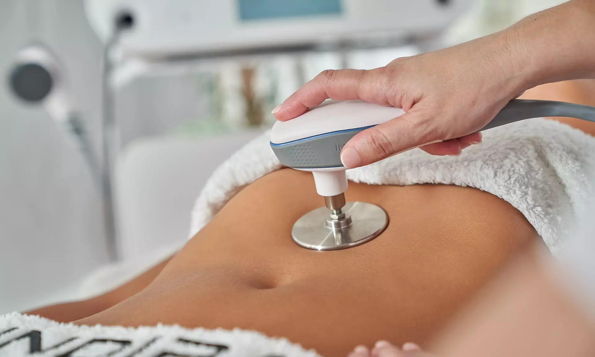 1 o 2 sesiones de tratamiento reafirmante y radiofrecuencia facial