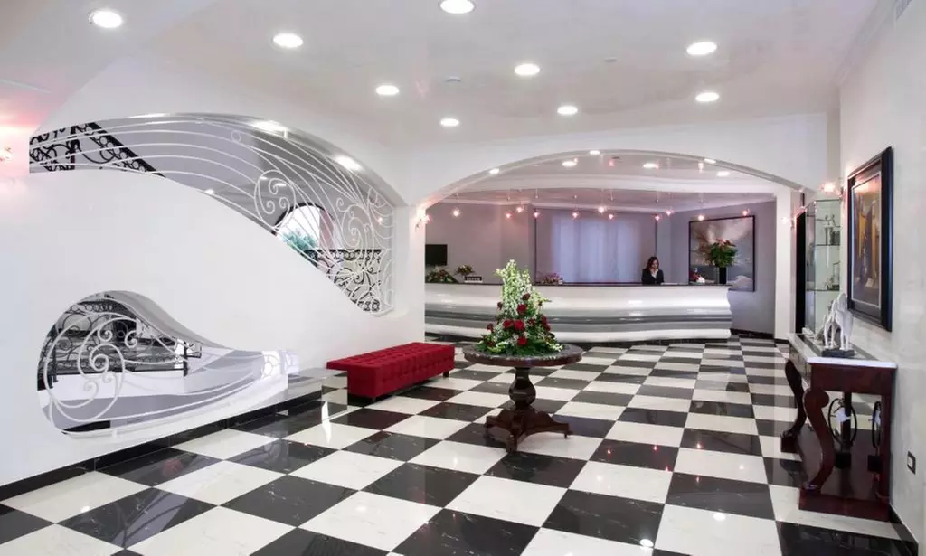 Salerno 5*: camera Exclusive con colazione, Spa e cena per 2