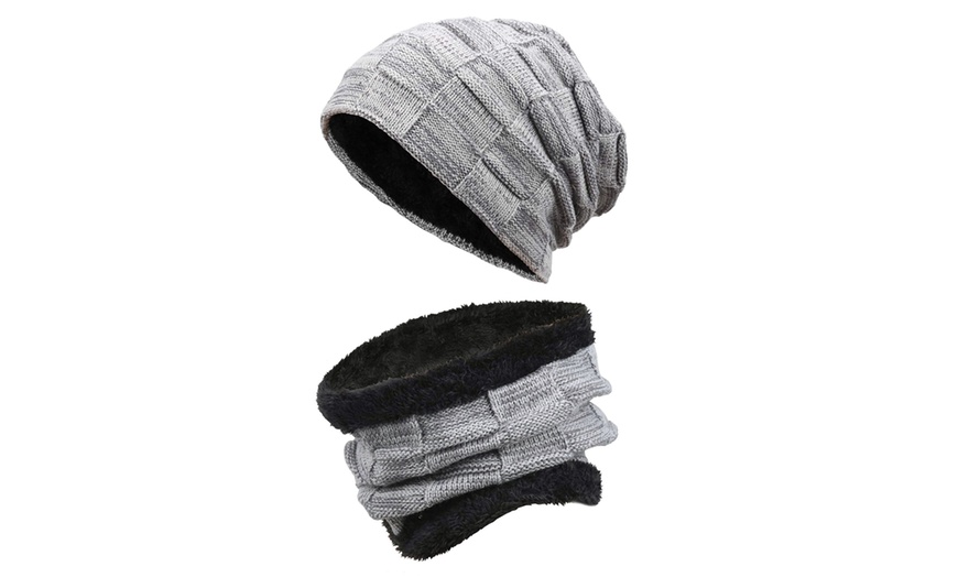 Image 6: 1 ou 2 ensembles bonnet et cache-cou doublés pour homme