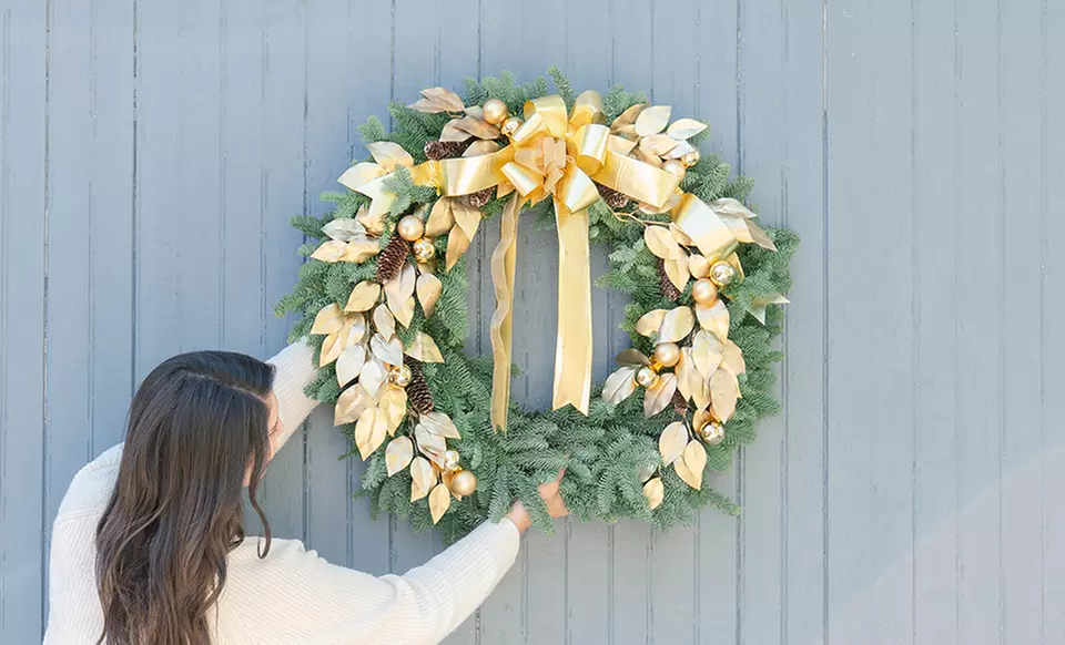 Exclusive Christmas Offer: $100 towards Beautiful Fresh Flower Bouquets from Teleflora® | Same Day Delivery Available (Save 28%)