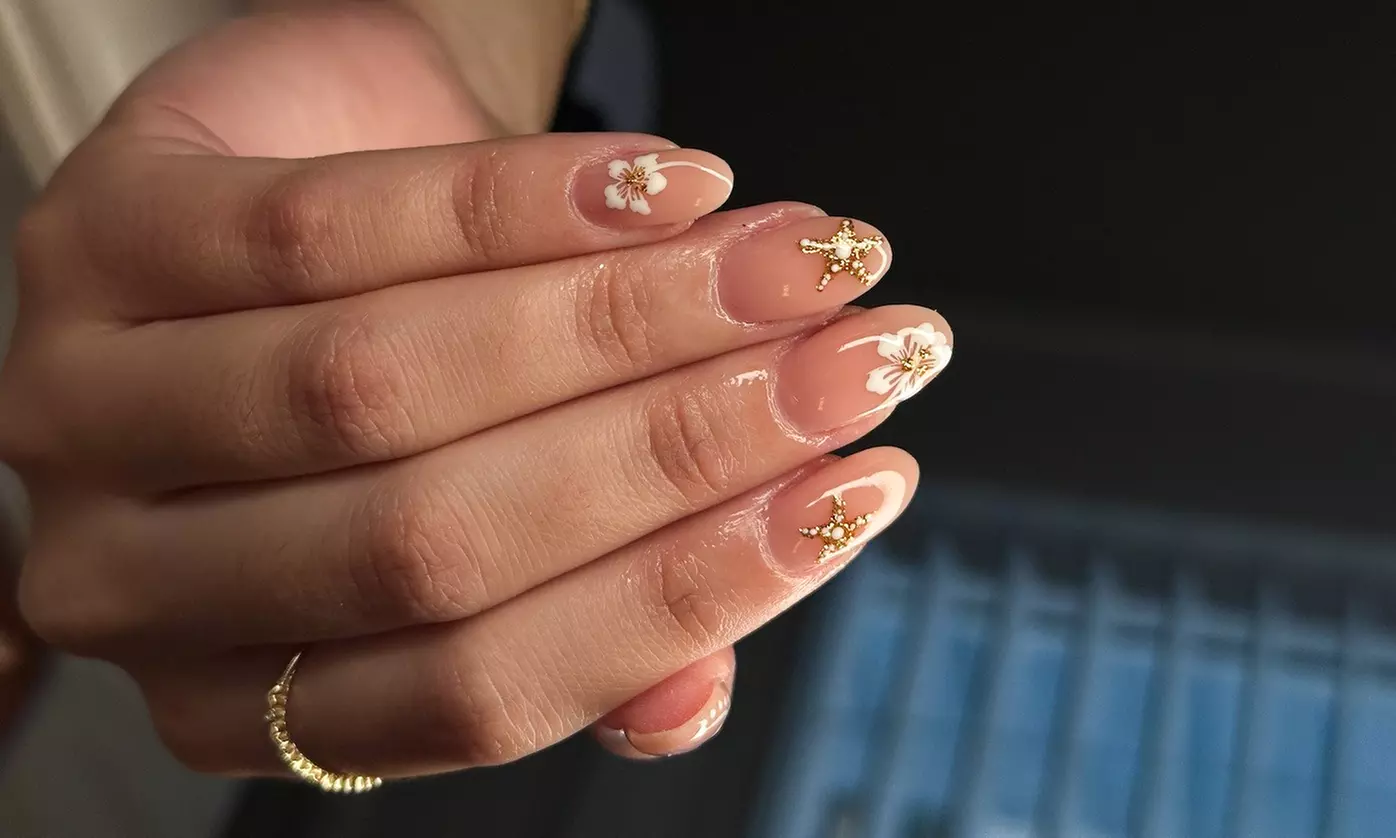 Perfect Nails:Gel, Structured Manicure, or Short Full Acrylic Nail Set