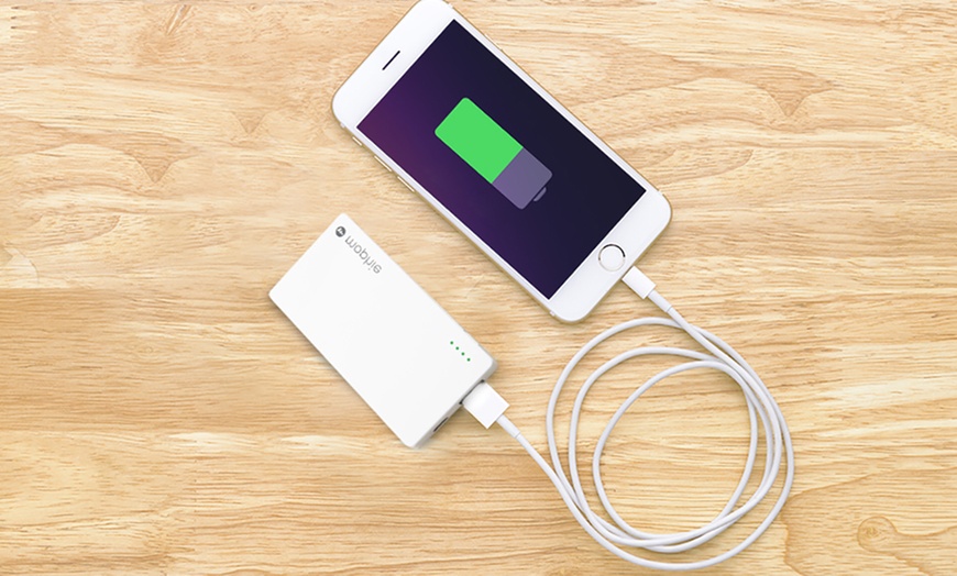 Image 23: Mophie Charging Devices for iPhone