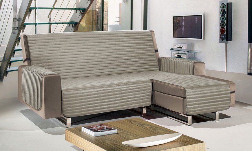 Image 10: Gesteppter Sofaschoner