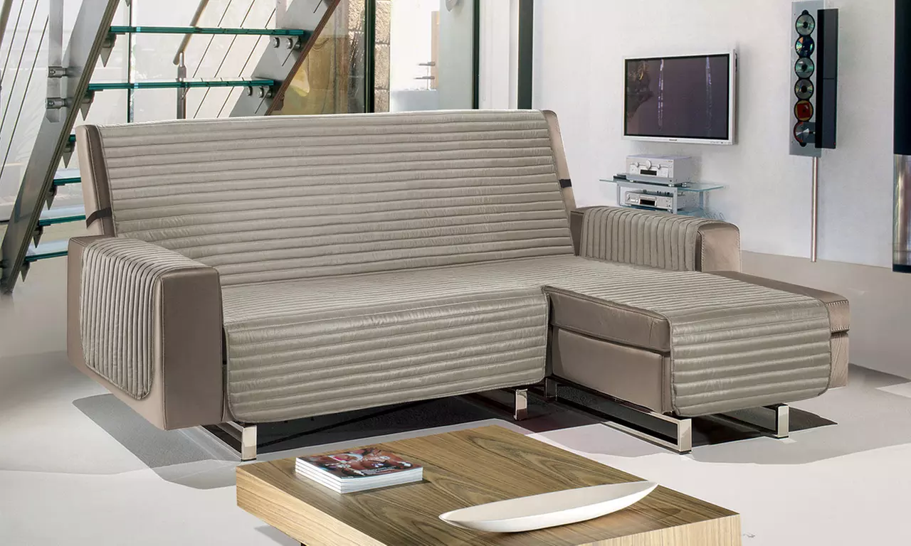 Gesteppter Sofaschoner