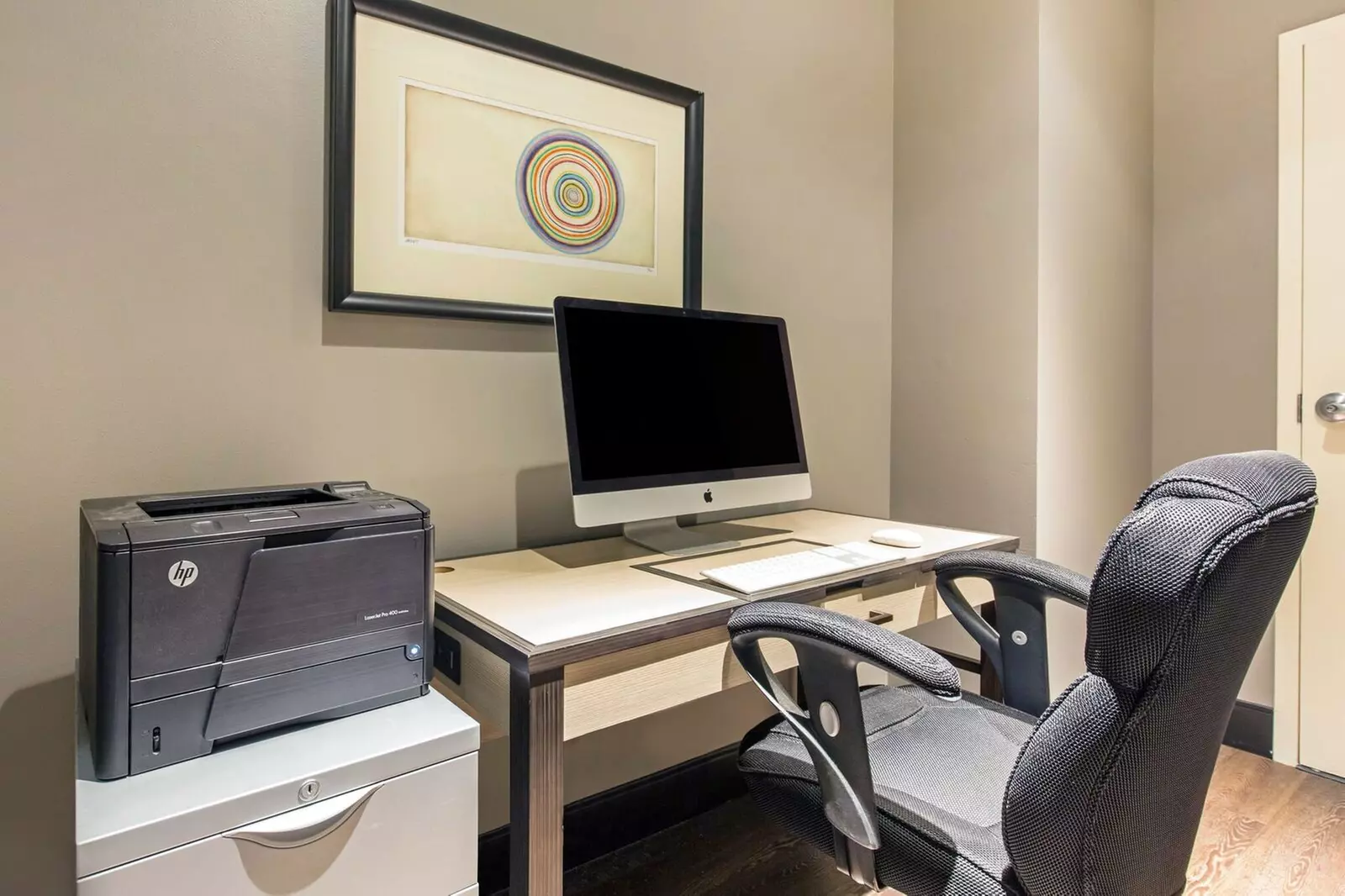 4-Star Hotel near Michigan Ave