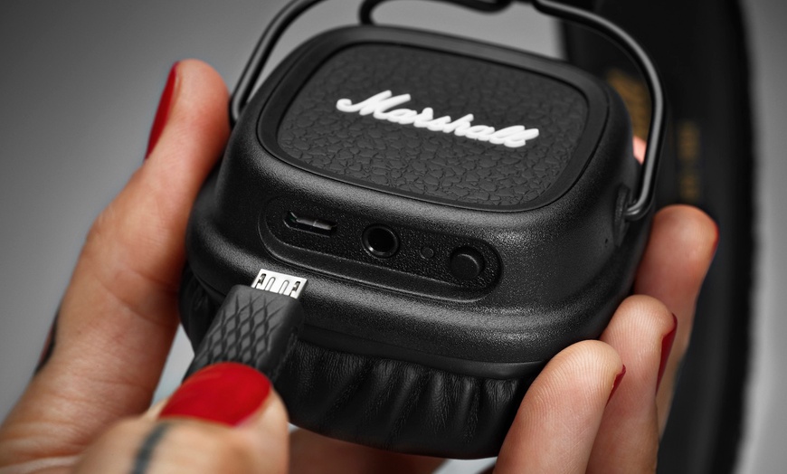 Image 15: Marshall Speaker or Headphones