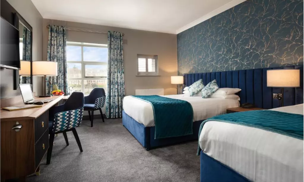 Co. Wexford: Up to 2-Night 4* Stay w/ Breakfast, Prosecco & Chocolates