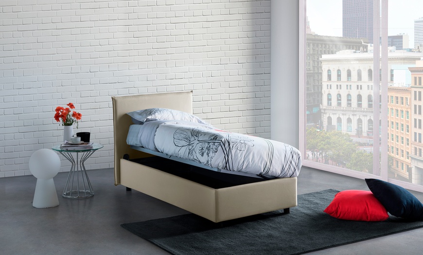 Image 6: Letto di design Milano