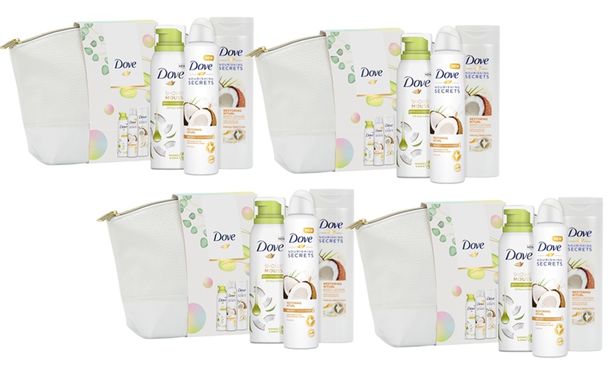 Image 5: Three-Piece Dove Nourishing Secrets Relaxing Ritual Wash-Bag Gift Set