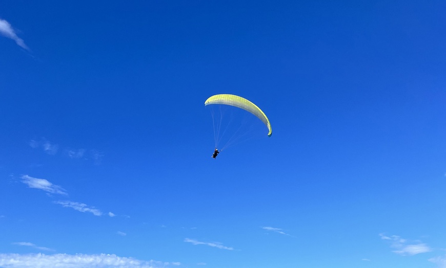 Image 3: Vuelo en parapente para 1 o 2 personas en Parapente Getxo