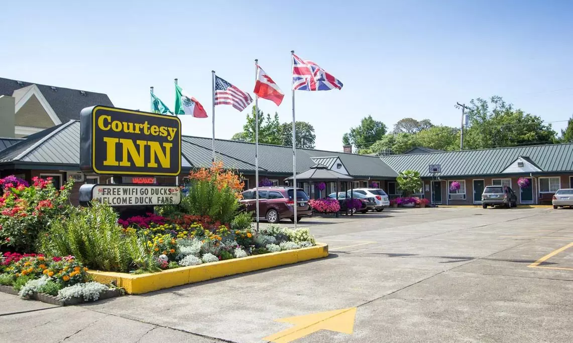 Stay at Courtesy Inn Eugene in Oregon - Primary Image