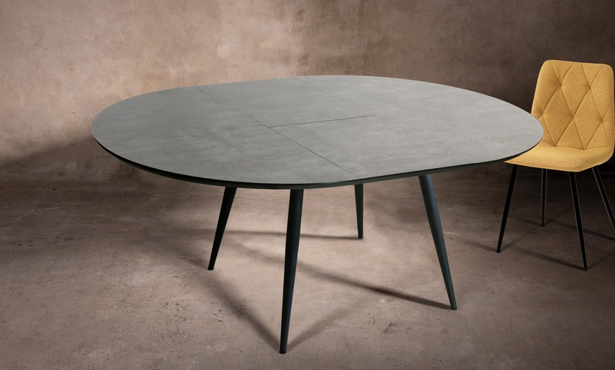 Image 8: Table extensible "Dalton" d'Oreste Luchetta