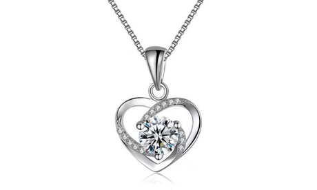 1 o 2 collane con pendente a cuore decorato da cristalli