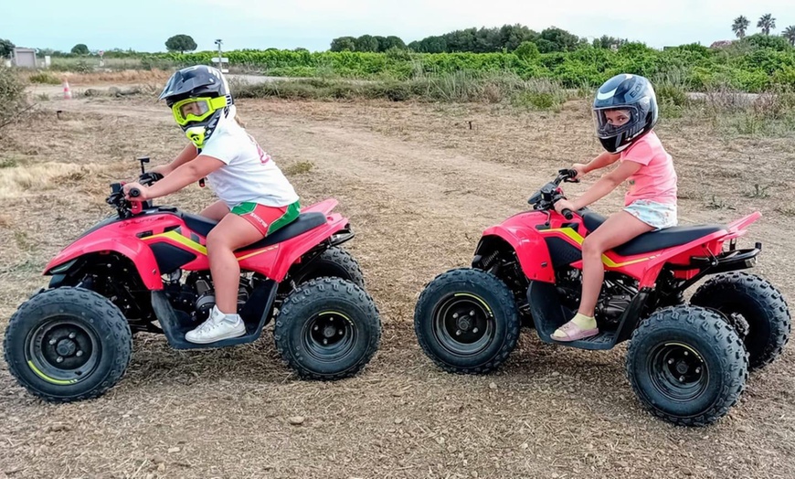 Image 3: Session(s) de pilotage en quad de 8 min sur circuit fermé